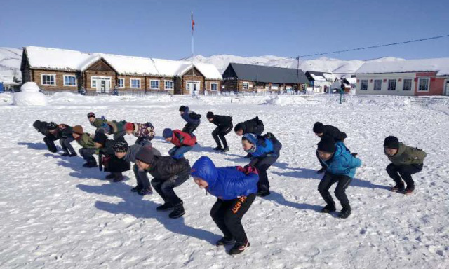 沈阳推进冰雪项目进校园