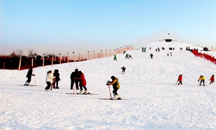 江苏盐城阜宁金沙湖滑雪场