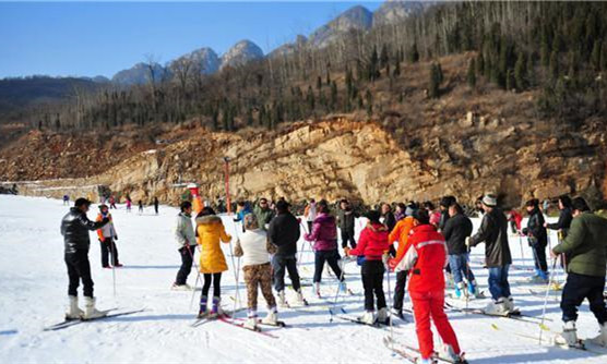 河南郑州嵩山滑雪场