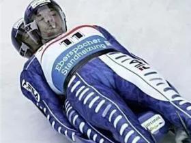 冬奥会比赛项目-无舵雪橇