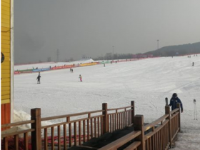 北京顺义莲花山滑雪场