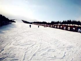 山东青岛即墨天泰滑雪场
