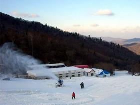 河北唐山京东玉龙湾滑雪场