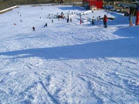 山西大同卧龙山滑雪场