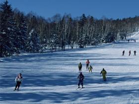 河南洛阳伏牛山滑雪场