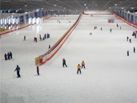 北京乔波冰雪世界室内滑雪馆