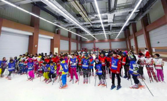 亚洲首座四季全天候越野滑雪场正式投入使用，将缓解雪上训练季节限制