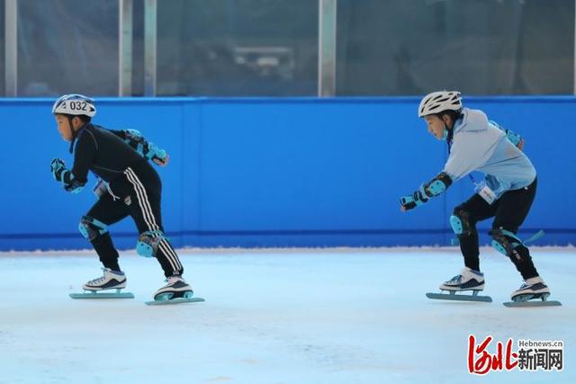 石家庄市第三届冰雪运动会青少年滑冰项目3
