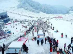 曾家山滑雪场对外营业 朝天旅游开启“冰雪模式”