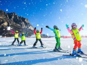 河北省第二届冰雪运动会预选赛西部赛区速度滑冰比赛在沧举行