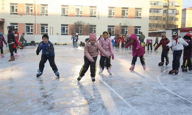 沈阳50所中小学成为首批全市冰雪运动特色校