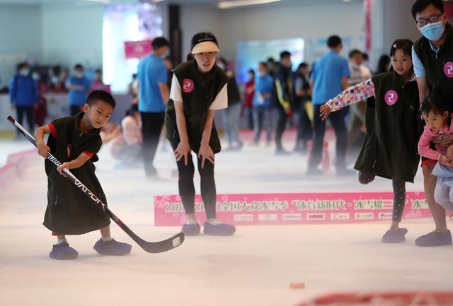 全国大众冰雪季启动，抗疫医护专场致敬最美白衣战士3