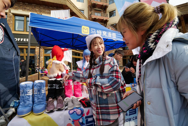 马蜂窝冰雪嘉年华启动，与旅游达人共同开启新雪季狂欢