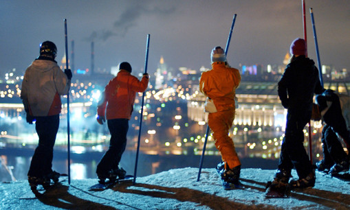 北京7项措施打造“夜京城”：滑冰、滑雪场开启夜场模式