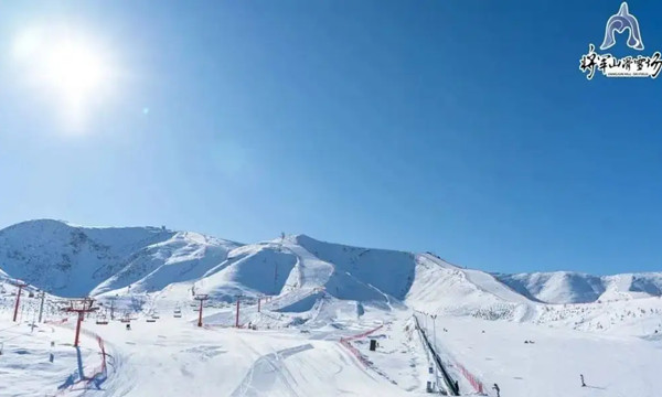 阿勒泰地区将军山滑雪场