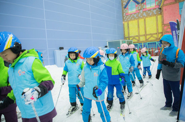 研学训练营滑雪体验