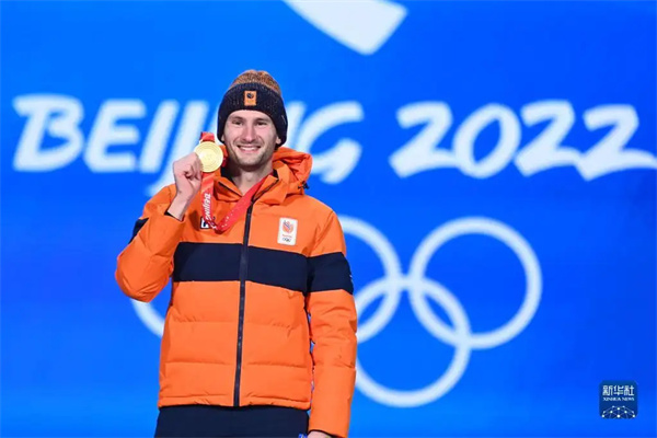 2022年北京冬奥会速度滑冰男子1000米冠军--托马斯·克罗尔
