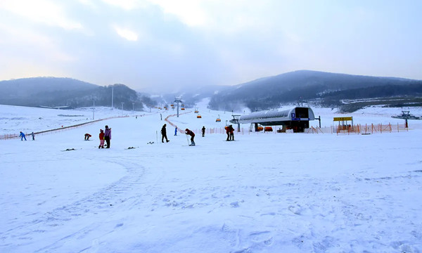 滑雪场设计