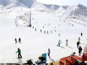 长城岭滑雪场开放时间是什么时候？
