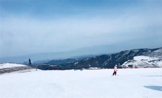 长春市莲花山滑雪场有初级滑道吗？
