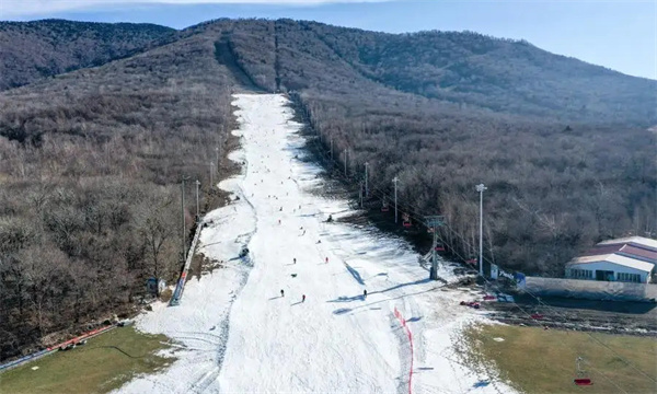 室外滑雪场设计