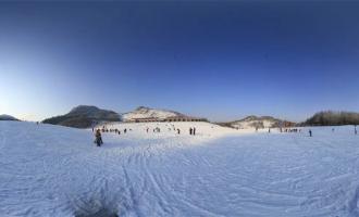 建一个滑雪场的成本是多少？