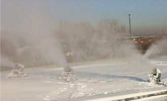 一个滑雪场需要几台人工造雪机