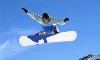 冲锋裤可以滑雪吗 滑雪裤和冲锋裤的区别有哪些